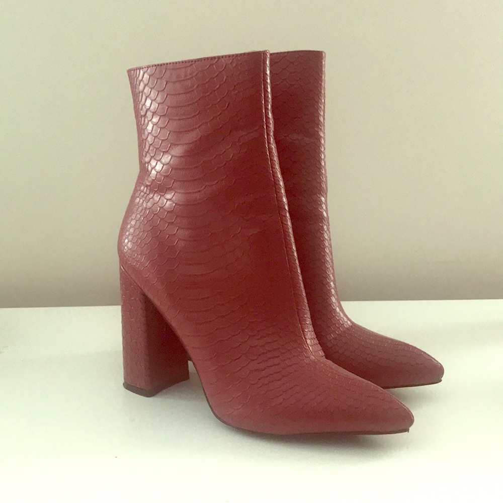 PRETTYLITTLETHING *worn once* red boots